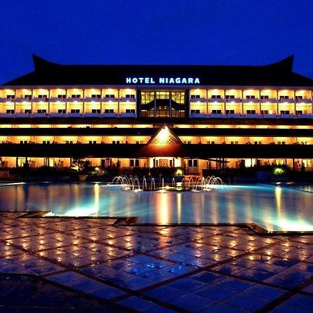 Hotel Niagara Парапат Экстерьер фото