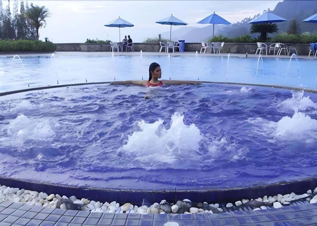 Hotel Niagara Парапат Экстерьер фото
